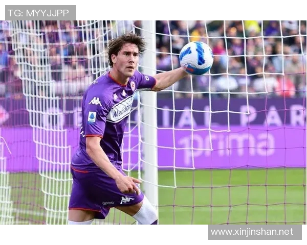 弗拉霍维奇的崛起与未来展望:从天才少年到足球巨星之路 弗拉霍维奇的崛起与未来展望:从天才少年到足球巨星之路